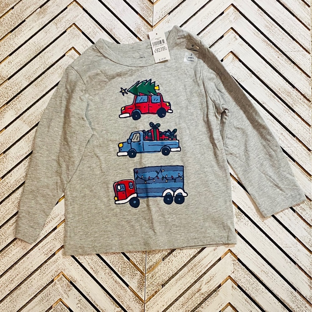 BNWT Gap Christmas Truck shirt